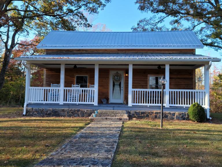 Pilot Mountain Vacation Rentals from 80 HomeToGo