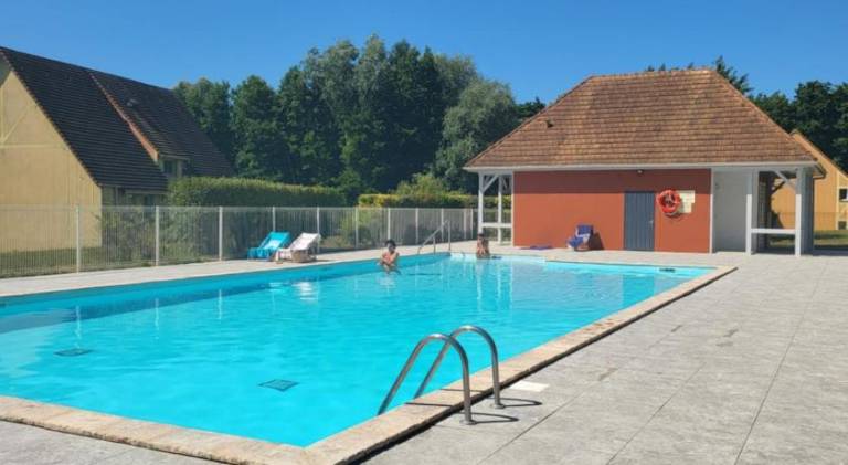 Nice house with pool | Dogs allowed — photo 3