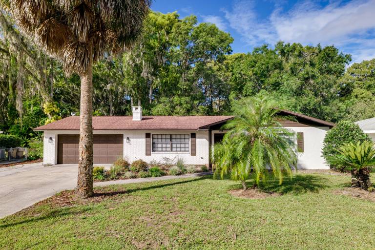 Bring Your Boat! Canal-Front Tavares Home w/ Dock — photo 2