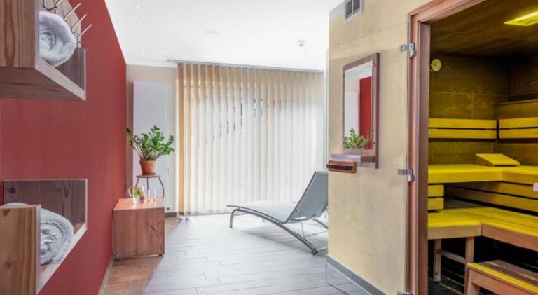 Wonderful serviced apartment with sauna & garden | Next to the ski | Pet-friendly — photo 3