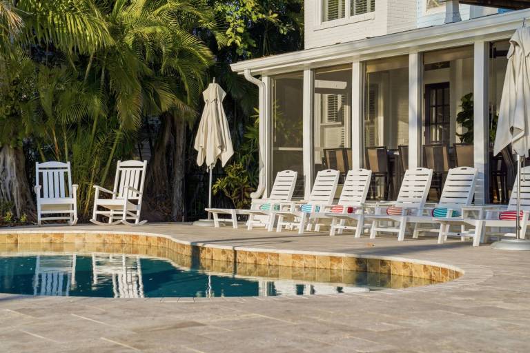 Family-oriented vacation home with grill, hot tub & private pool | Water view | Pet-friendly — photo 5