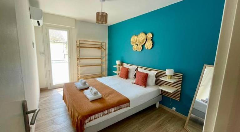 Fully equipped holiday apartment with patio | Pet-friendly — photo 2
