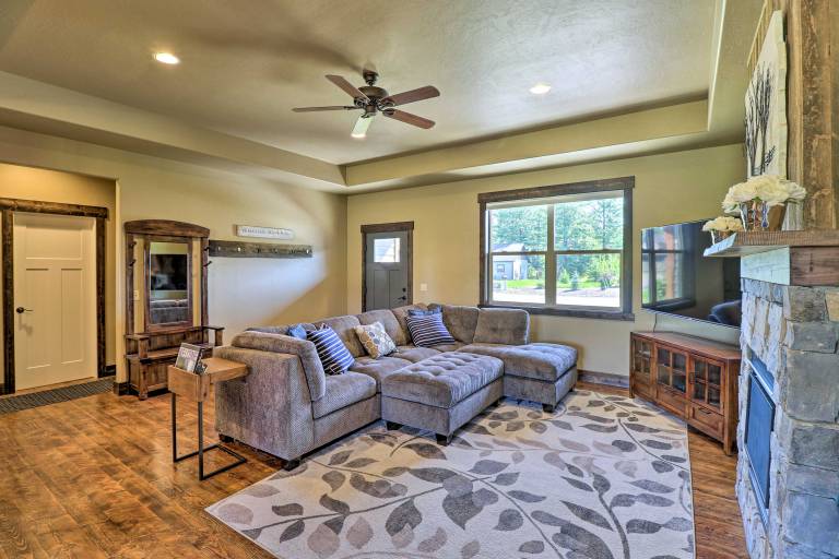 Modern Kalispell Home - 28 Mi to Glacier NP! — photo 4