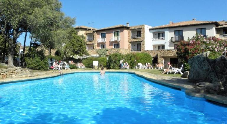 Serviced apartment with private pool, yard & patio in Olbia