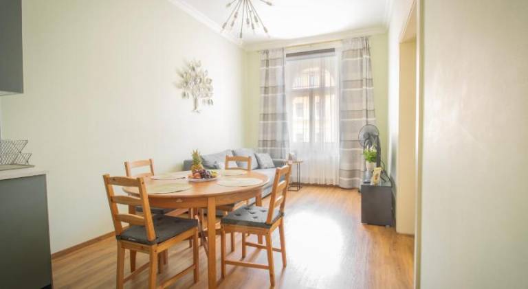 Rental apartment with 2 rooms for 6 persons — photo 3