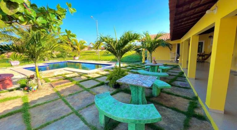 Wonderful serviced apartment with patio & pool | Pets allowed in Barreirinhas