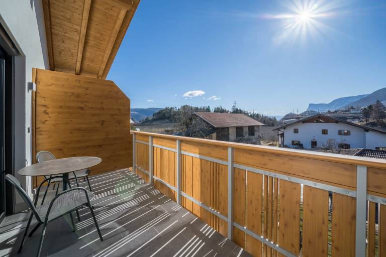 "Sunnig - Apartment Abendsonne" with Mountain View, Balcony & Wi-Fi — photo 3