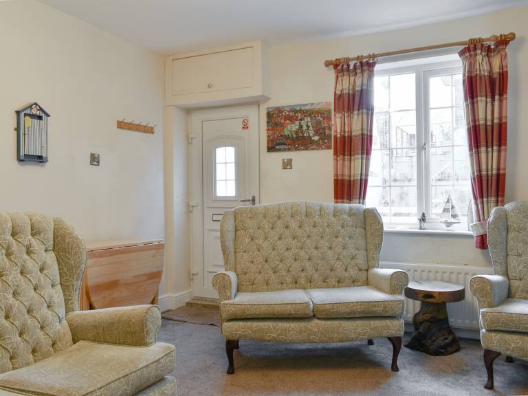 Child-friendly lovely cottage | River view | Next to the beach | Pets are welcome — photo 2