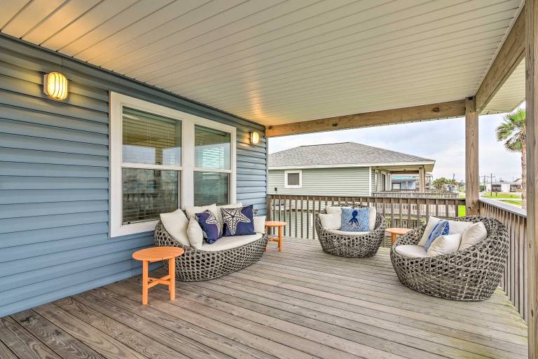 Sea Isle Retreat: Restaurant, Bar & Marina On-Site — photo 2