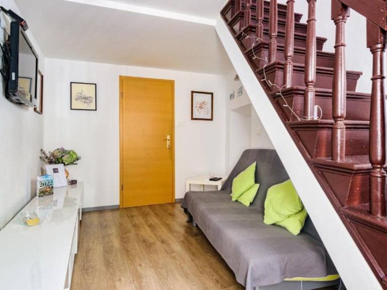 House with 1 room for 4 persons — photo 4