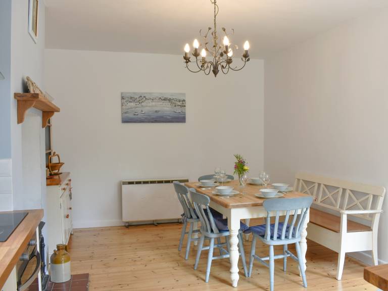 Cottage with garden | Beach view — photo 3