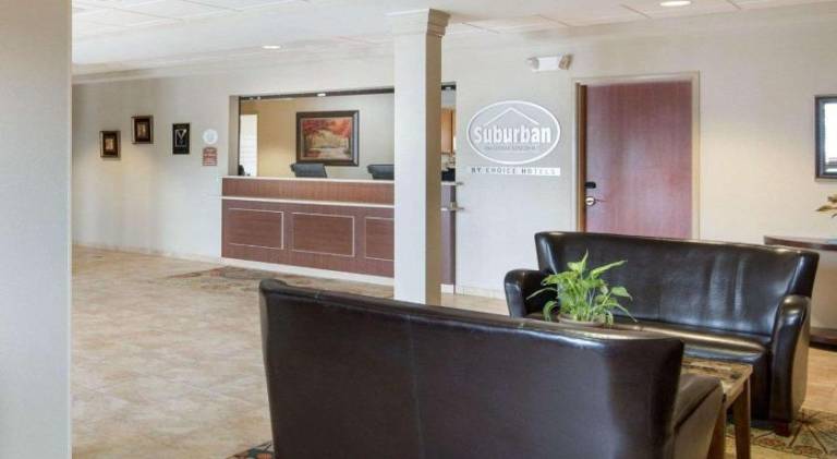 Suburban Studios Triadelphia - Wheeling at The Highlands — photo 5