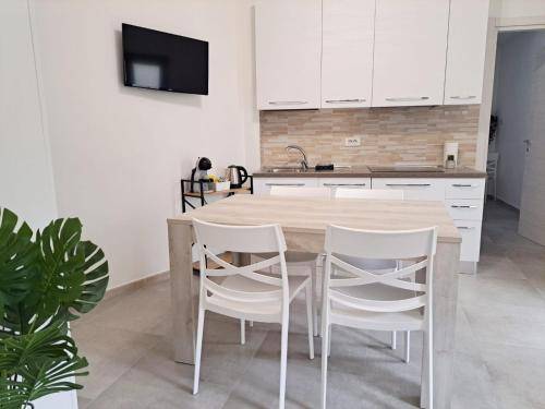 Apartment with 2 rooms for 4 persons — photo 4