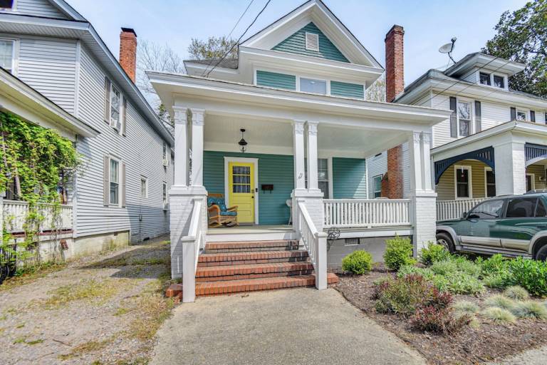 Cottage  Elizabeth City
