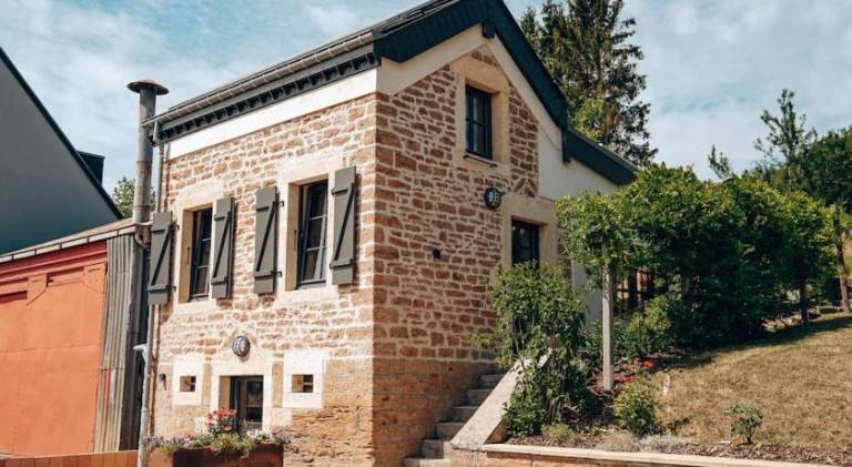 Vacation home with 1 room for 6 persons in Esch-sur-Alzette