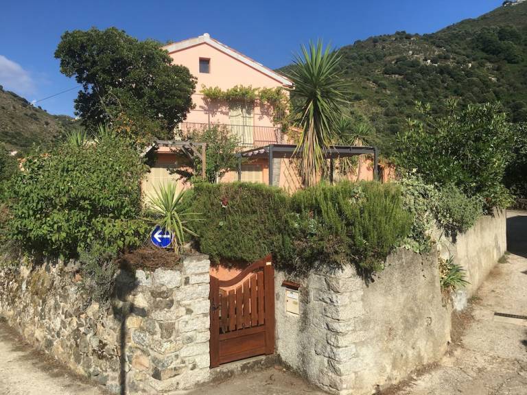 House  Aullène