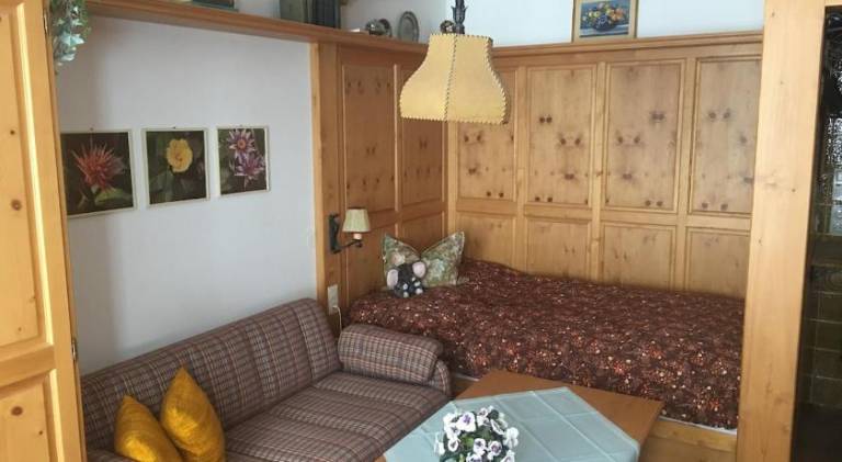 Holiday apartment with 1 room for 2 persons in Wald im Pinzgau