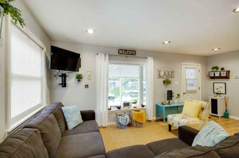 Lakefront Sunrise Beach Home w/ Private Dock! — photo 5