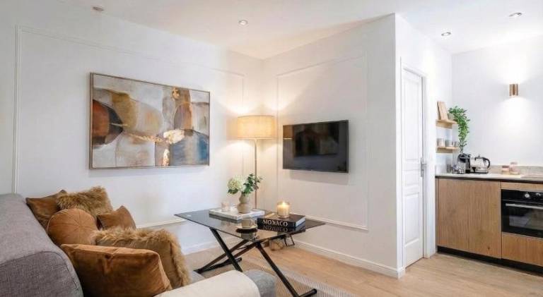 Holiday apartment with 1 room for 4 persons in Roquebrune-Cap-Martin