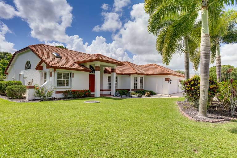 Pet-Friendly Port St Lucie Home - 7 Mi to Beaches! — photo 2