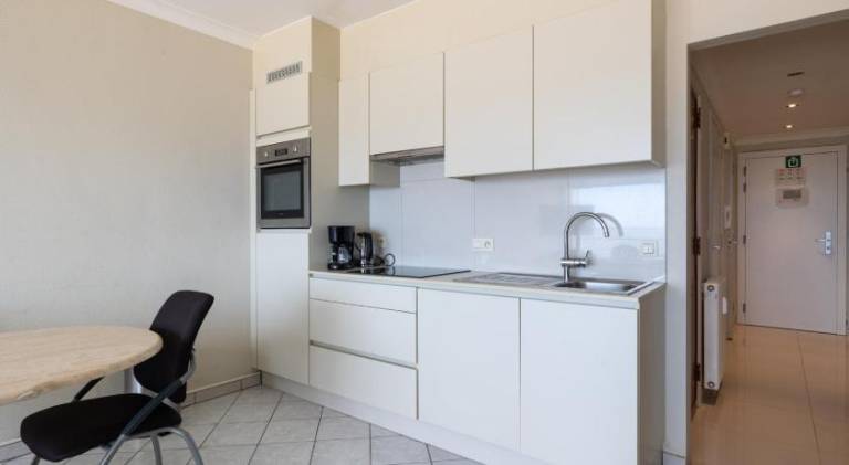 Holiday apartment with terrace — photo 3