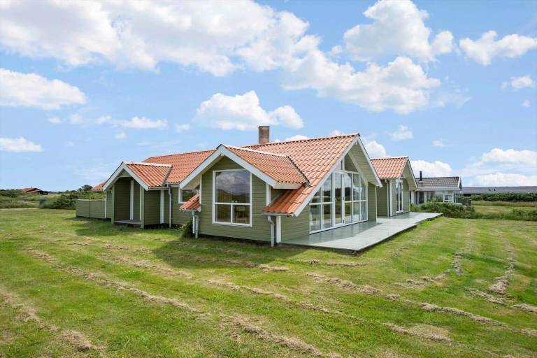 Lovely house with patio & barbecue | Next to the beach | Dogs allowed in Lokken
