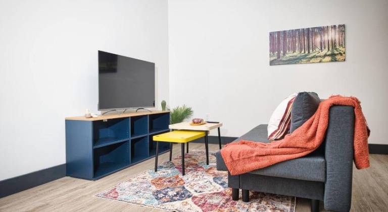Great Location-20 Mins to NYC-Free Indoor Parking in New York, NY