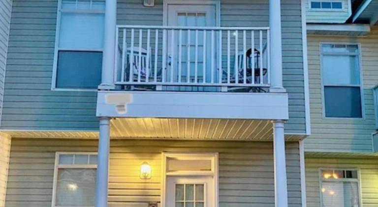 Vacation home with pool | Beach nearby | Pets allowed — photo 5