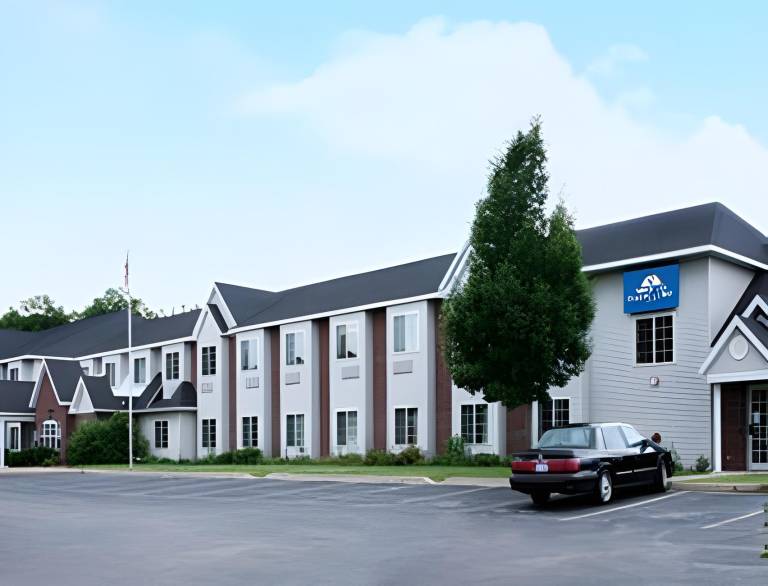 Americas Best Value Inn & Suites Racine in Mount Pleasant, WI