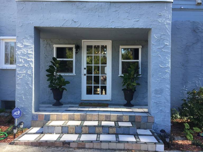 Apartment  Oak Knoll