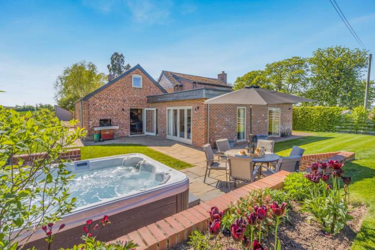 3 Bed in Hereford oc 83659