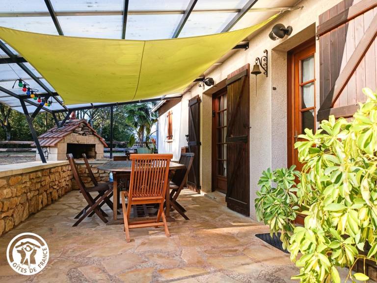 Gite with terrace, garden & private pool — photo 3