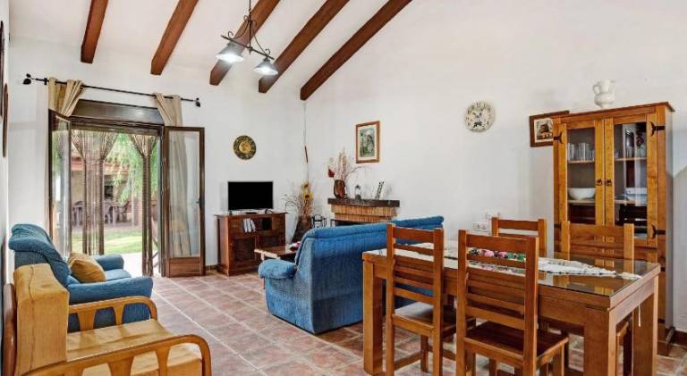 Fully equipped house with private pool, garden & grill | Dogs allowed — photo 2