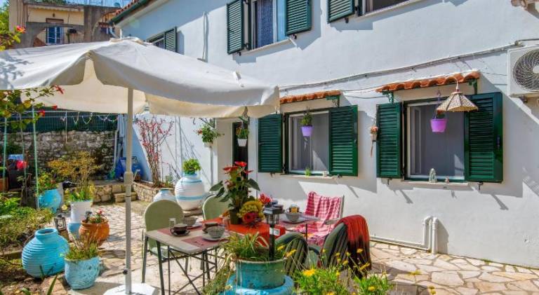 Charming holiday apartment with patio & yard | Perfect for remote work | Dogs allowed — photo 4
