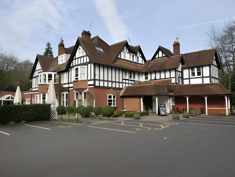 The White Buck in Ringwood