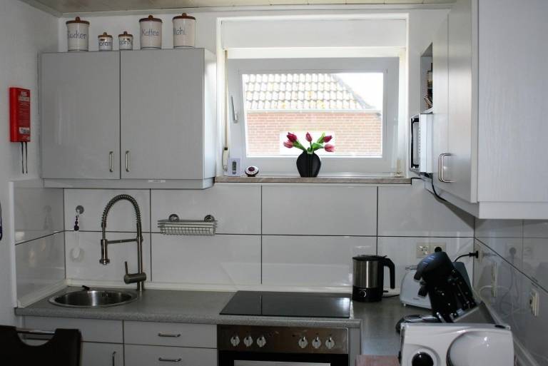 Rental apartment with sauna, BBQ & yard — photo 4
