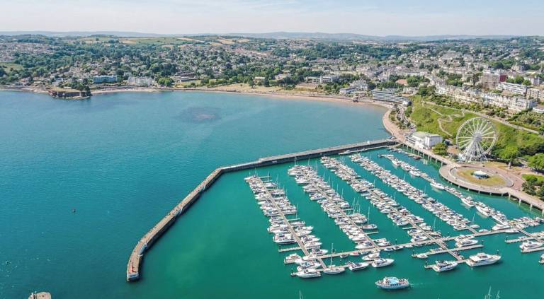 Houseboat Torquay