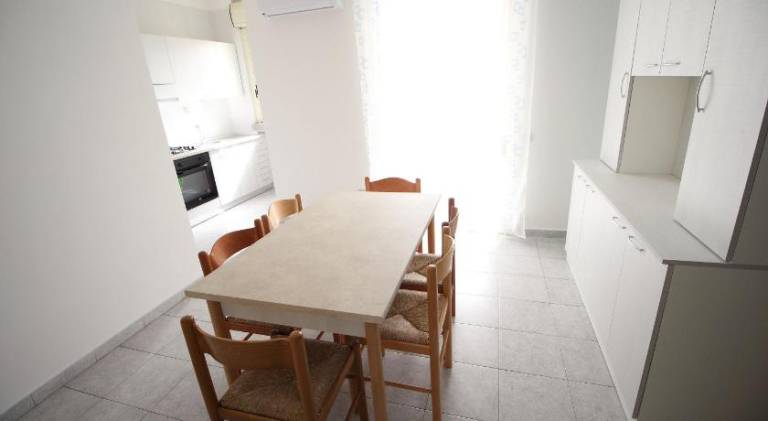 Rental apartment with 2 rooms for 6 persons — photo 5