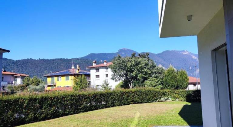 Holiday apartment with garden — photo 4