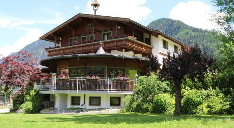 Hotel Gasthof Stoanerhof in Mayrhofen