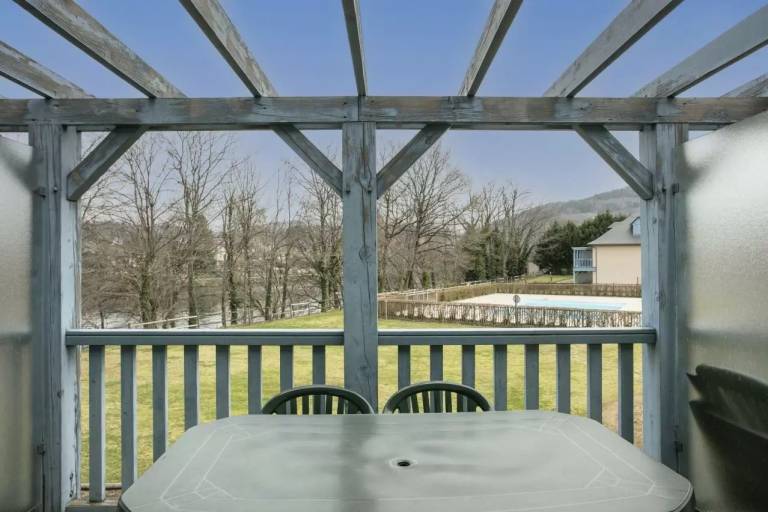 Appartement Camps-Saint-Mathurin-Léobazel