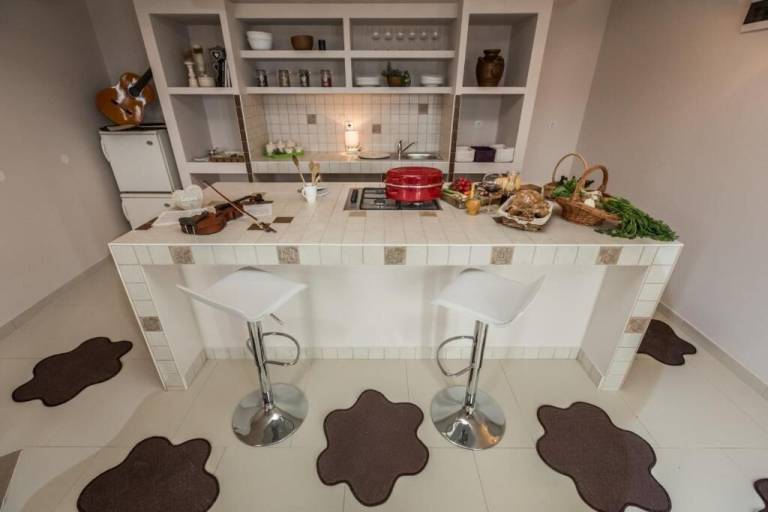 Rental apartment with BBQ & terrace | Sea view — photo 2