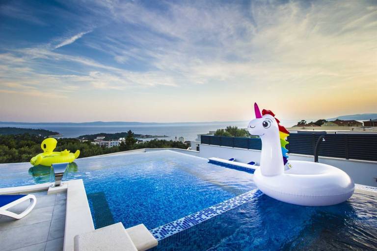 Luxury Villa High Hopes with Pool — photo 2