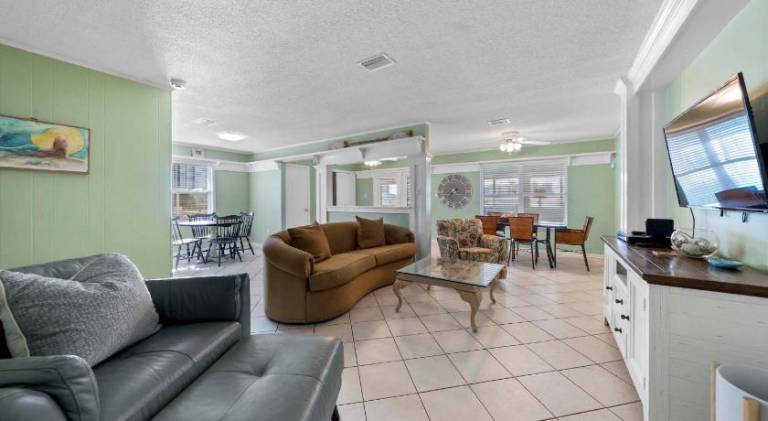 House with 2 rooms for 6 persons — photo 3