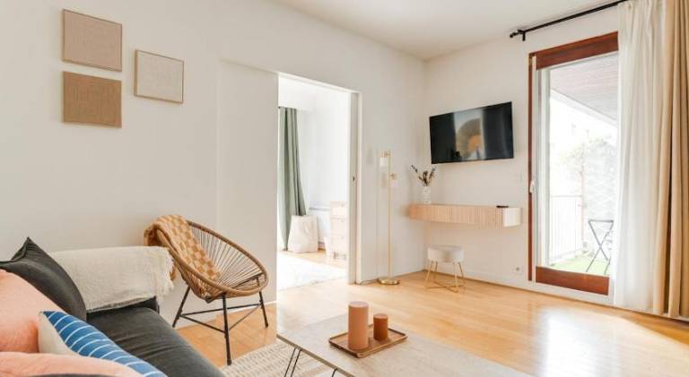 Pleasant apartment | Close to Eiffel Tower | Pet-friendly in Puteaux