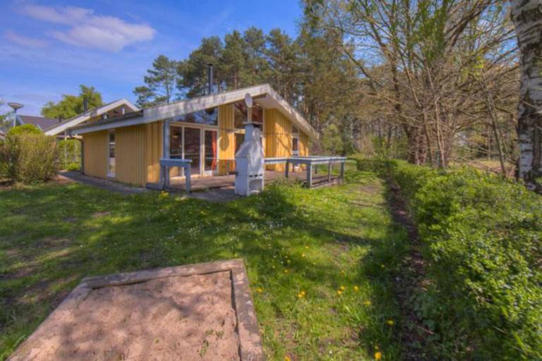 Ferienhaus mit Hund in Granzow, Mecklenburgische Seenplatte, Deutschland