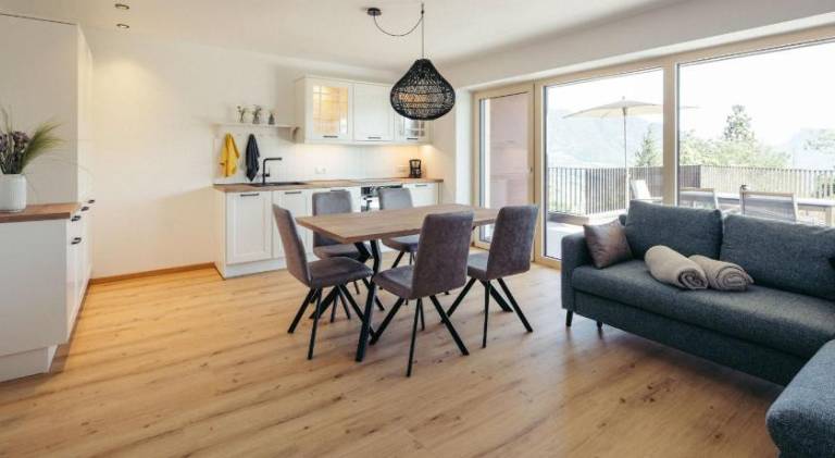 Lovely holiday apartment with terrace, pool & barbeque | Pets are welcome — photo 2