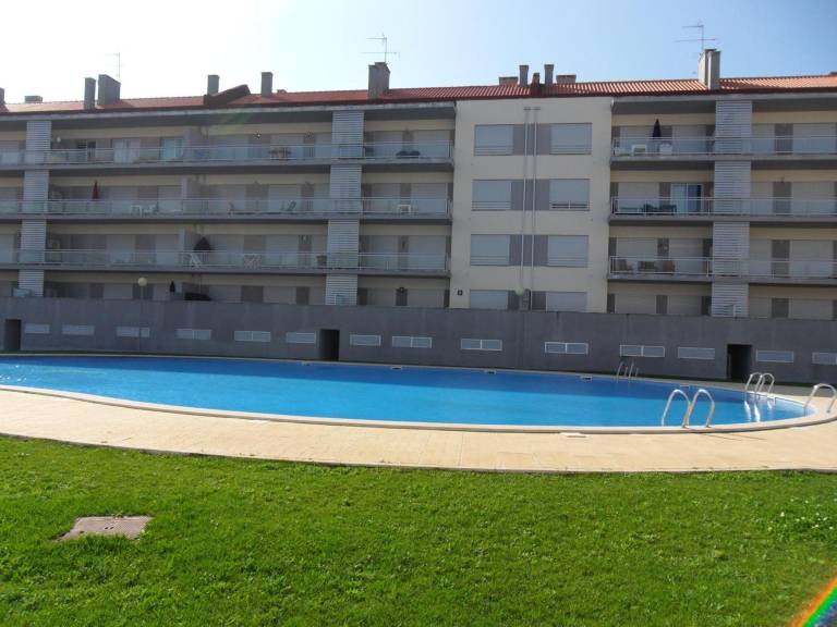 Fully equipped wonderful apartment with fast internet, garden & patio | Garden view | Close to the beach | Pets are welcome — photo 4