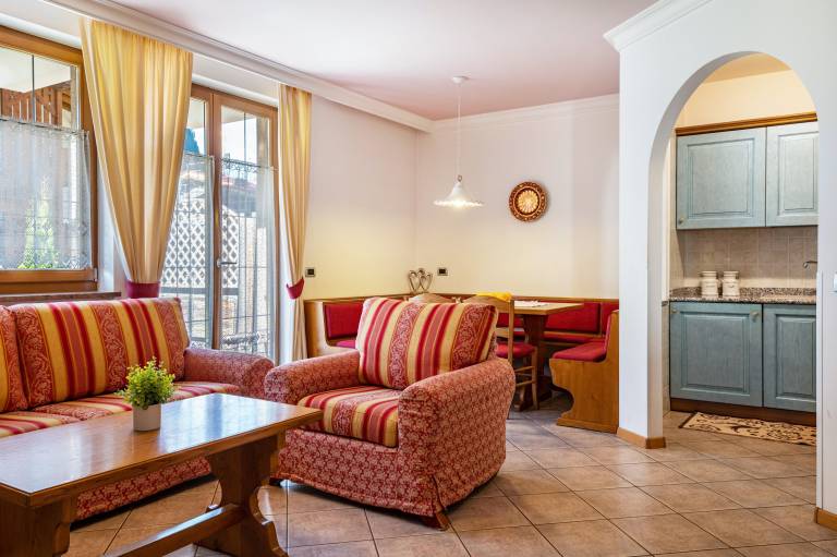 Apartment 'Villa Lory 1' with Mountain View, Private Terrace and Wi-Fi in Canazei