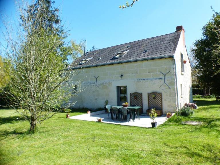 Cottage with BBQ & yard — photo 2